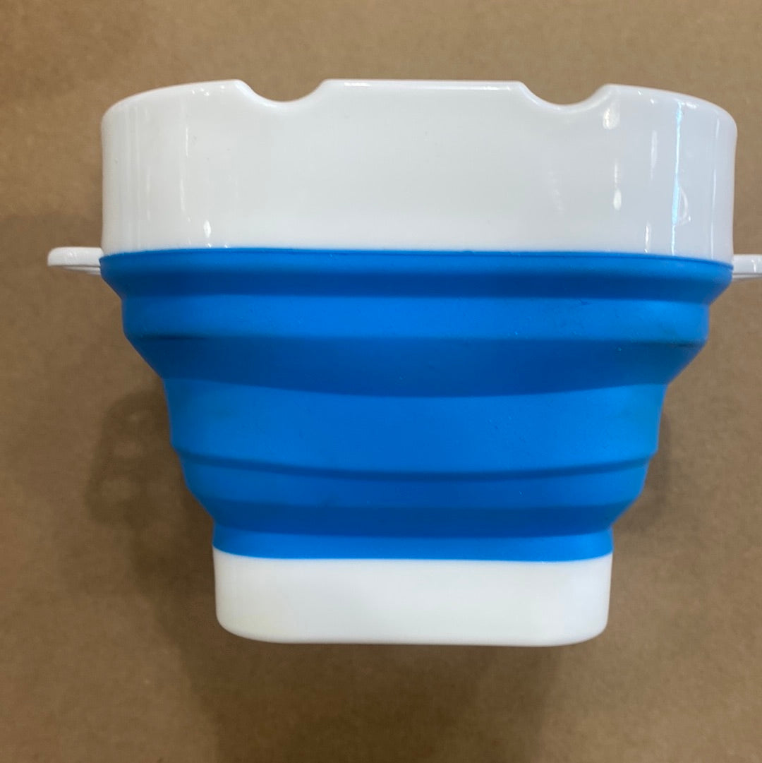 Posners Collapsible Blue Square Water Cup